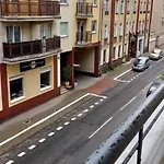 Appartement 24h Self Check-in Lotnisko Blisko Stadion Targi Szpitale I Uczelnie