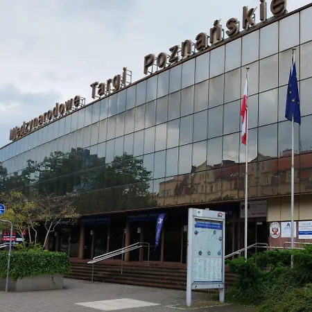 24h Self Check-in Lotnisko Blisko Stadion Targi Szpitale I Uczelnie Апартаменты Познань