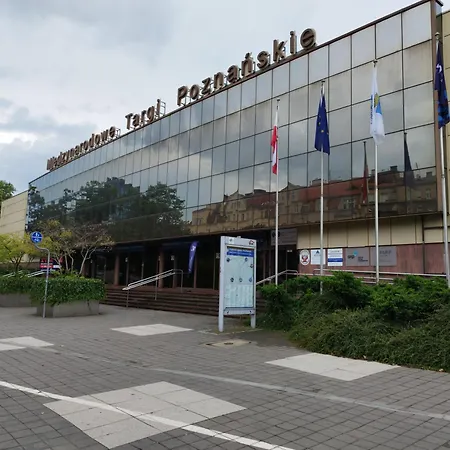 24h Self Check-in Lotnisko Blisko Stadion Targi Szpitale I Uczelnie Lejlighed Poznań