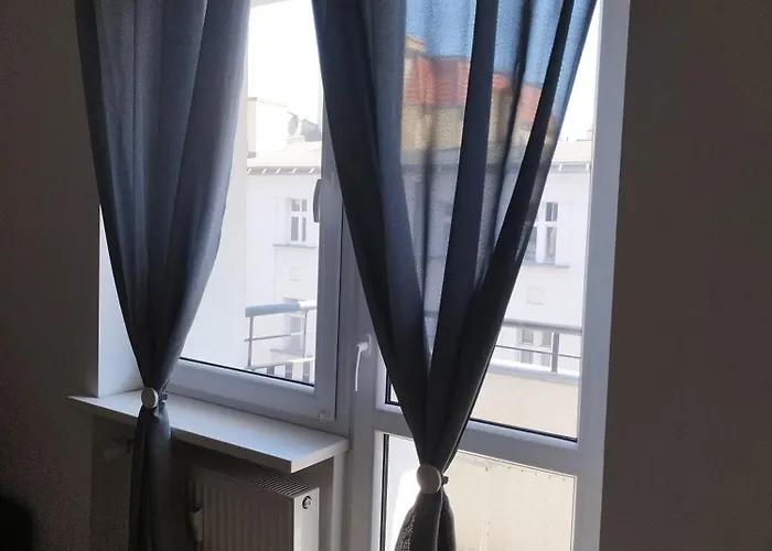 24h Self Check-in Lotnisko Blisko Stadion Targi Szpitale I Uczelnie Poznan