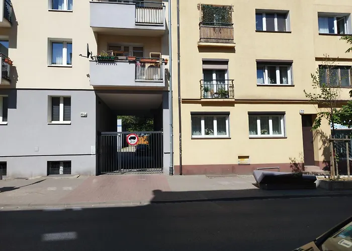 Apartment 24h Self Check-in Lotnisko Blisko Stadion Targi Szpitale I Uczelnie *