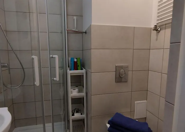 24h Self Check-in Lotnisko Blisko Stadion Targi Szpitale I Uczelnie Apartment