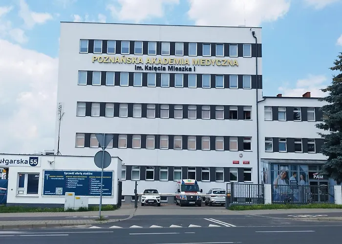 24h Self Check-in Lotnisko Blisko Stadion Targi Szpitale I Uczelnie * Poznan