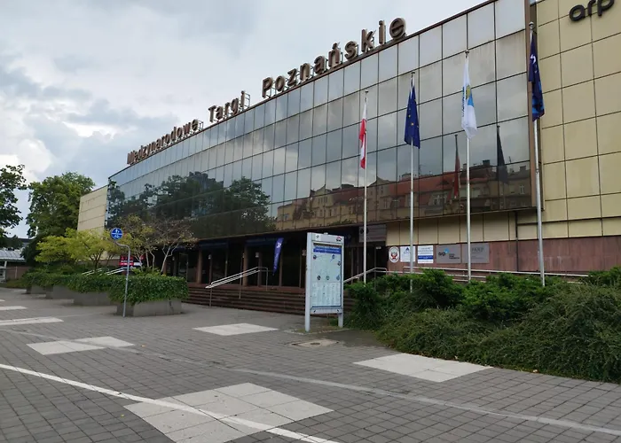 24h Self Check-in Lotnisko Blisko Stadion Targi Szpitale I Uczelnie 아파트 포즈난