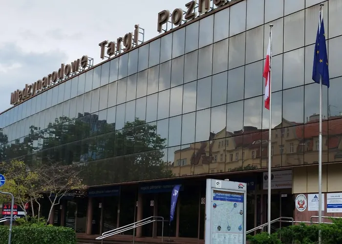 24h Self Check-in Lotnisko Blisko Stadion Targi Szpitale I Uczelnie Apartment Poznan